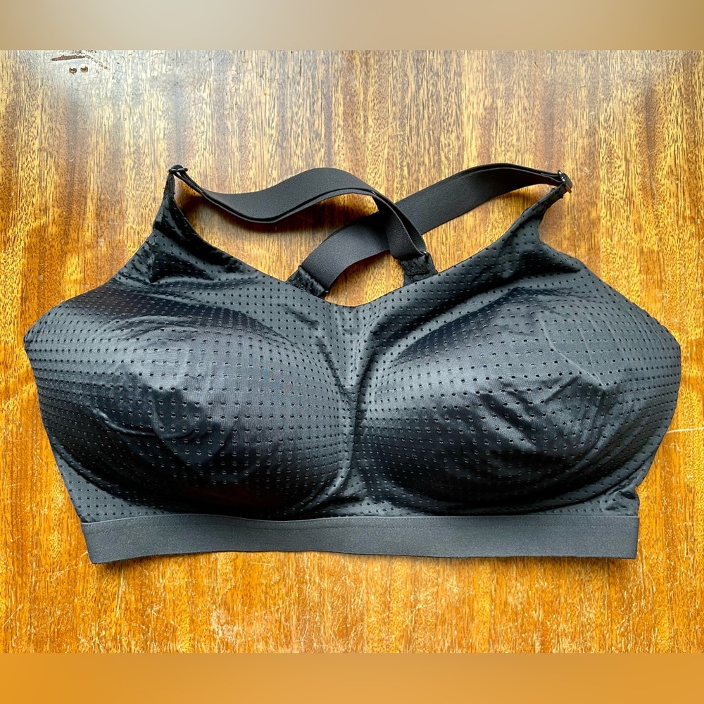 NWT Victorias Secret Lightweight Mesh Sports Bra, Size 36DD, black